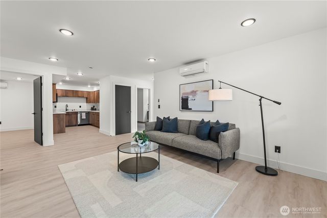 1116 N Jackson Avenue, Tacoma, WA 98406