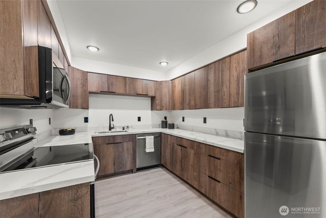 1116 N Jackson Avenue, Tacoma, WA 98406