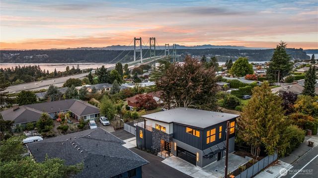 1116 N Jackson Avenue, Tacoma, WA 98406