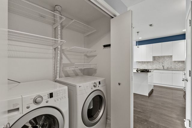 2236 W Armitage Avenue 403, Chicago, IL 60647