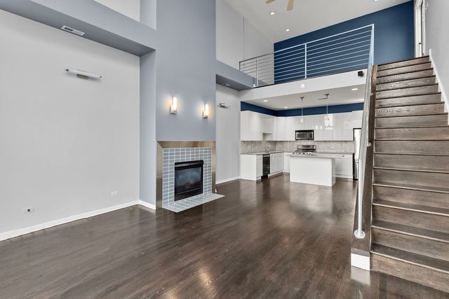 2236 W Armitage Avenue 403, Chicago, IL 60647