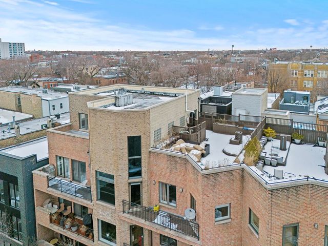 2236 W Armitage Avenue 403, Chicago, IL 60647