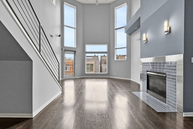 2236 W Armitage Avenue 403, Chicago, IL 60647