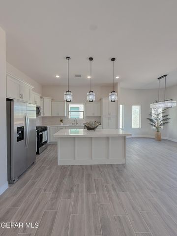 1798 DANA GRAY Street, El Paso, TX 79928