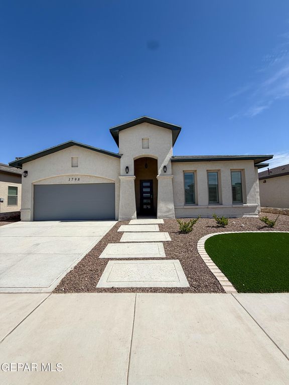 1798 DANA GRAY Street, El Paso, TX 79928
