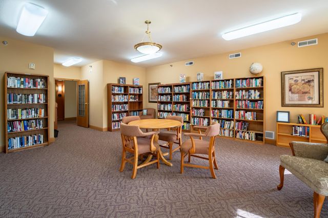 8200 W 33rd Street 208, Saint Louis Park, MN 55426