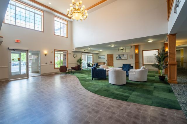 8200 W 33rd Street 208, Saint Louis Park, MN 55426