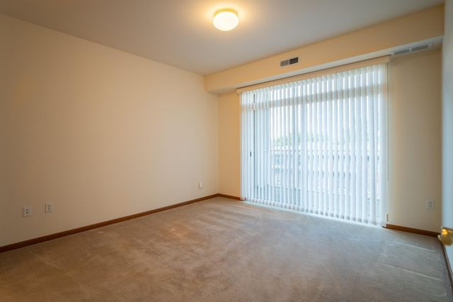 8200 W 33rd Street 208, Saint Louis Park, MN 55426