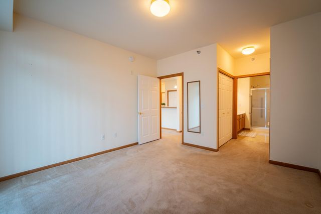 8200 W 33rd Street 208, Saint Louis Park, MN 55426