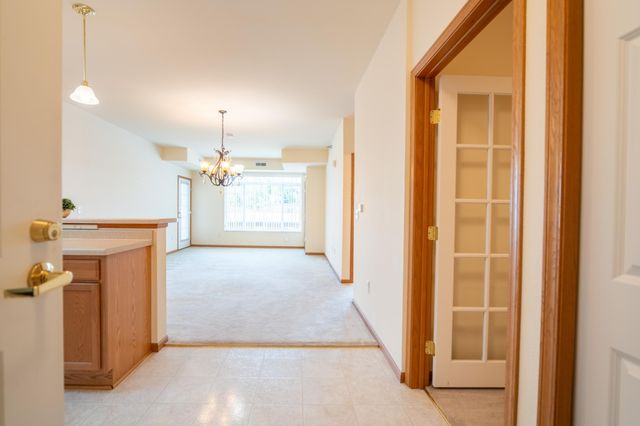8200 W 33rd Street 208, Saint Louis Park, MN 55426