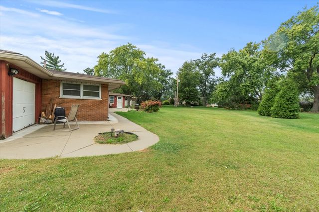 16650 Fulton Terrace, Tinley Park, IL 60477