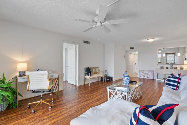 2809 Florida Boulevard 307, Delray Beach, FL 33483