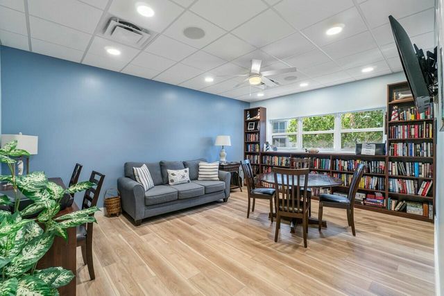 2809 Florida Boulevard 307, Delray Beach, FL 33483