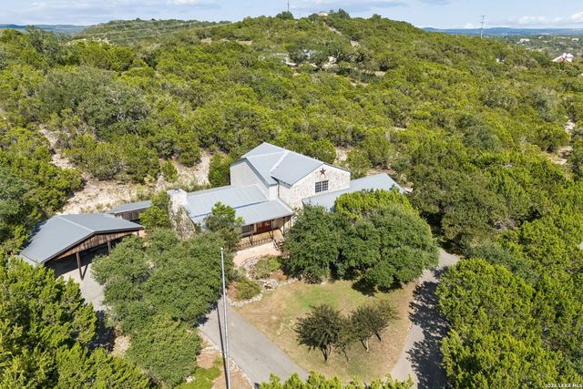 410 SPARKLING SPRINGS DR, Boerne, TX 78006