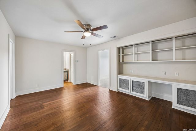 410 SPARKLING SPRINGS DR, Boerne, TX 78006