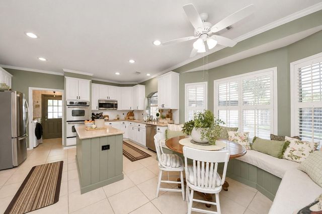 2003 Spreading Oak Lane, Richmond, TX 77406