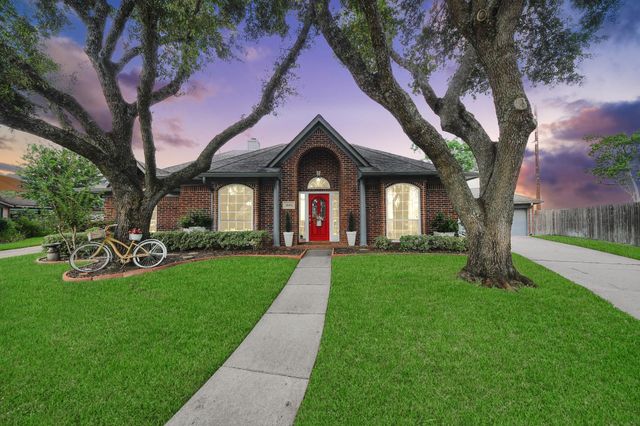 2003 Spreading Oak Lane, Richmond, TX 77406
