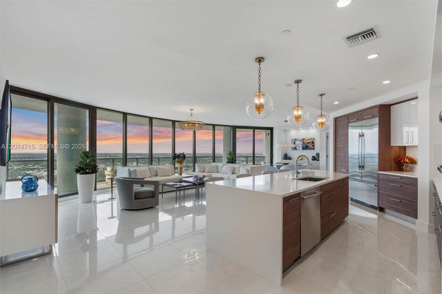 100 E Las Olas Blvd 4203, Fort Lauderdale, FL 33301
