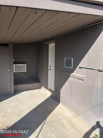 447 E 35th Street, Tucson, AZ 85713