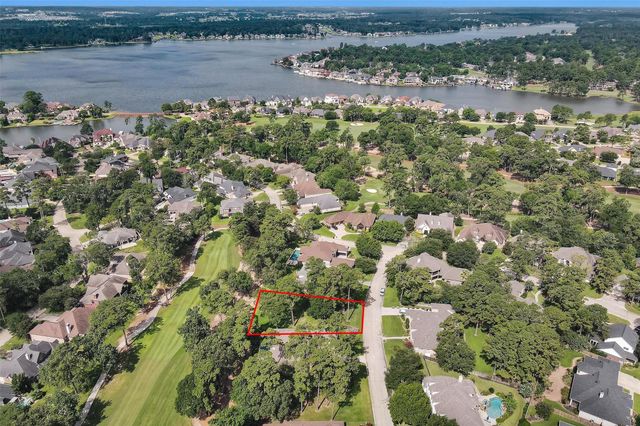 11 Grey Moss Lane, Montgomery, TX 77356