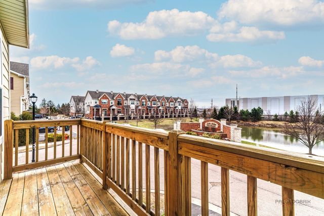 667 Hickory Street, Mundelein, IL 60060