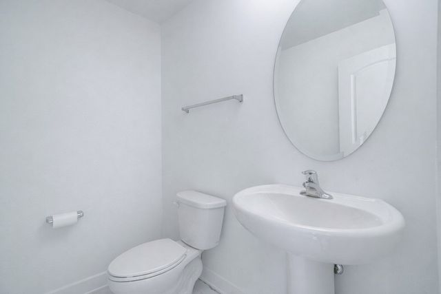 667 Hickory Street, Mundelein, IL 60060