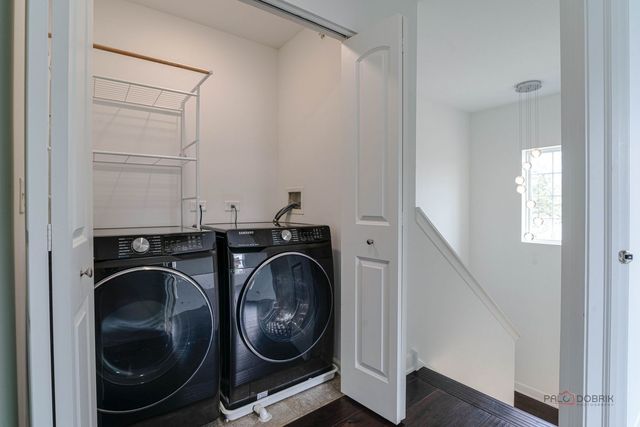 667 Hickory Street, Mundelein, IL 60060