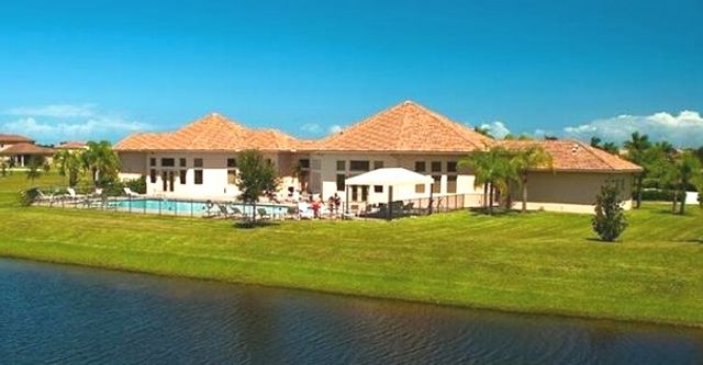 2199 Harwick Circle SW, Vero Beach, FL 32968