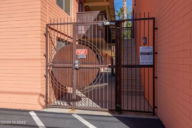 55 N Cherry Ave Unit 206, Tucson, AZ 85719