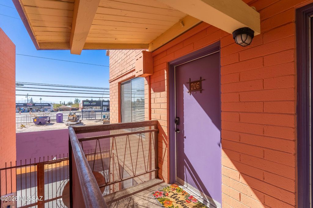 55 N Cherry Ave Unit 206, Tucson, AZ 85719