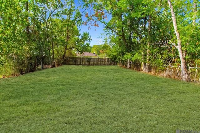 18726 Old Jefferson, Baton Rouge, LA 70817