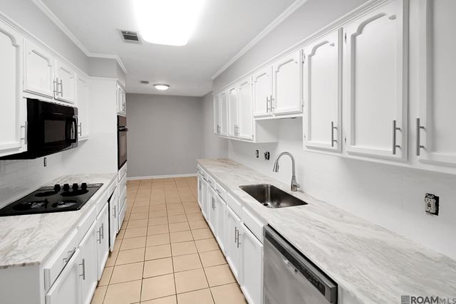 18726 Old Jefferson, Baton Rouge, LA 70817