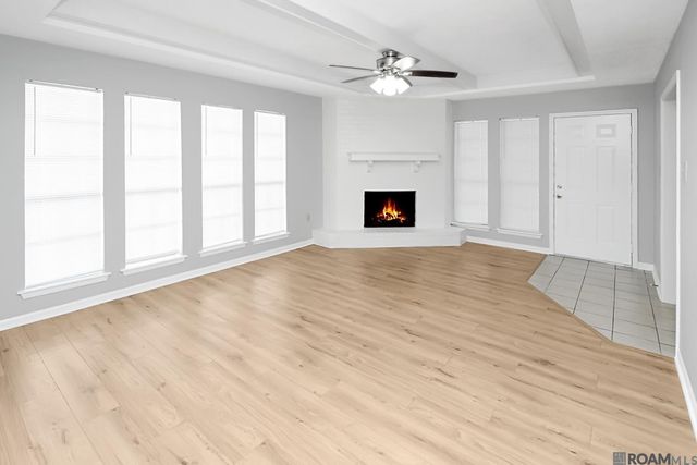 18726 Old Jefferson, Baton Rouge, LA 70817