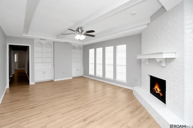 18726 Old Jefferson, Baton Rouge, LA 70817