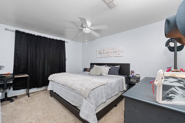 1212 Lynnwood Drive, Cleburne, TX 76033