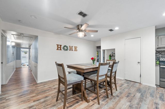 1212 Lynnwood Drive, Cleburne, TX 76033