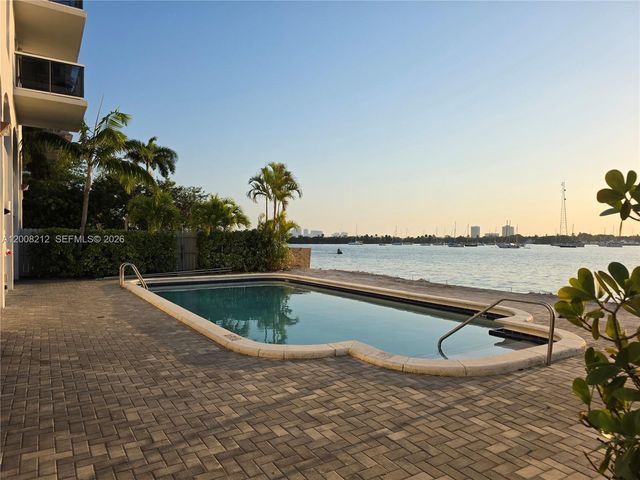7928 West Dr 307, North Bay Village, FL 33141