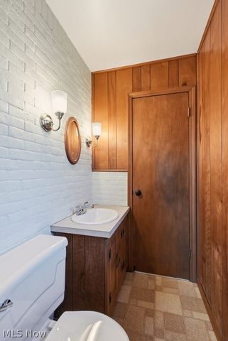 5504 Carol Jean Boulevard, Garfield Heights, OH 44125