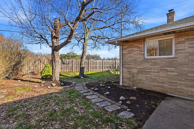 5504 Carol Jean Boulevard, Garfield Heights, OH 44125