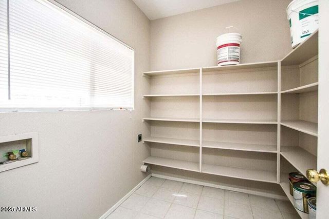 7985 W MISSION Lane, Peoria, AZ 85345