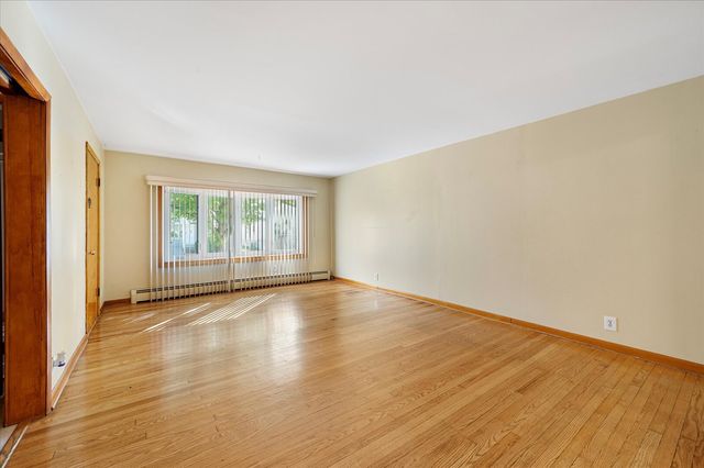 1630 N 15th Avenue, Melrose Park, IL 60160