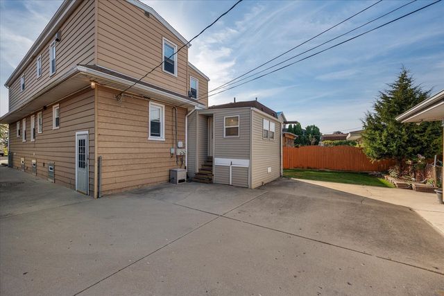 1630 N 15th Avenue, Melrose Park, IL 60160