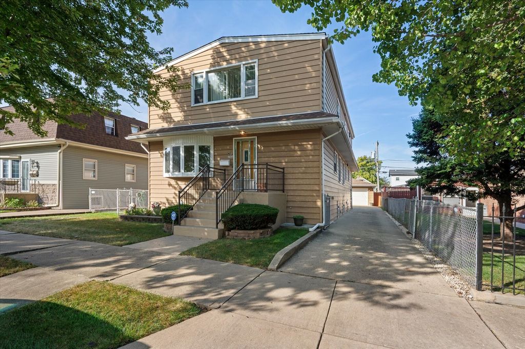 1630 N 15th Avenue, Melrose Park, IL 60160