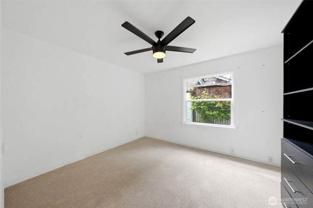 10330 Stone Avenue N, Seattle, WA 98133