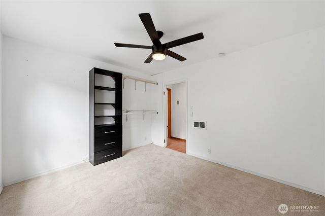 10330 Stone Avenue N, Seattle, WA 98133