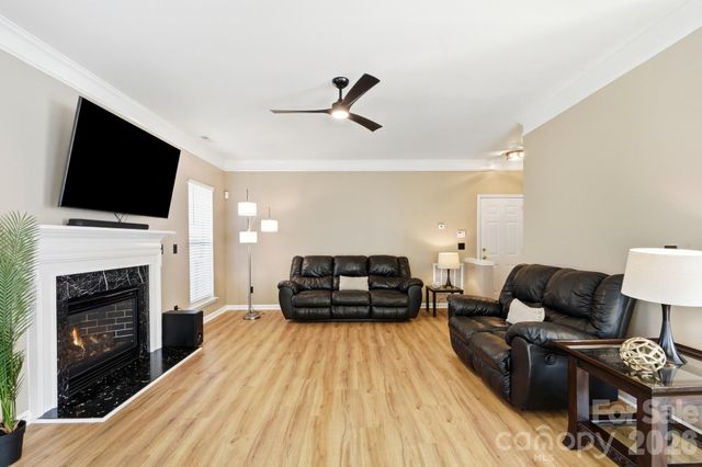 134 Lamplighter Lane, Mooresville, NC 28115
