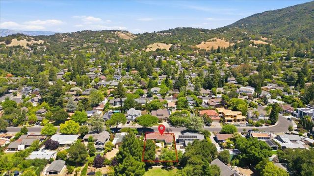 16375 W La Chiquita Avenue, Los Gatos, CA 95032