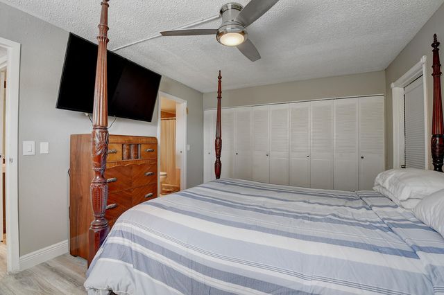 151 Saxony D, Delray Beach, FL 33446