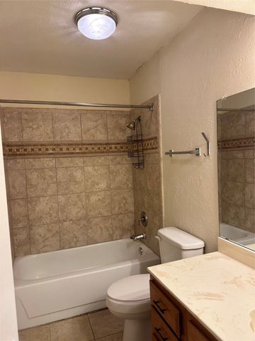 336 Melrose Drive 7B, Richardson, TX 75080