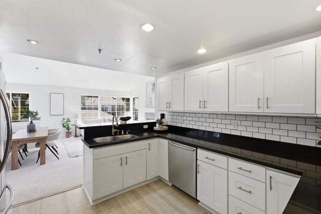 1902 Jameston Lane, Daly City, CA 94014